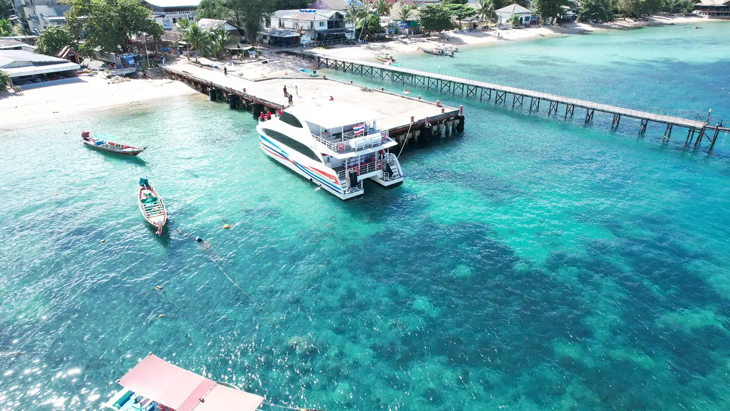Boonsiri Sealine Koh Tao Pier